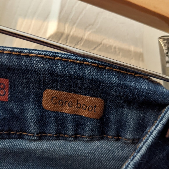 Sz 18 jeans with stretch boot cut - Picture 5 of 6